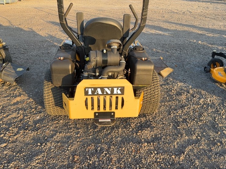 #3096-•-2011-cub-cadet-tank-zero-turn-lawn-mower-image-9