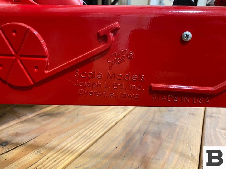 cockshutt-70-toy-pedal-tractor-image-7