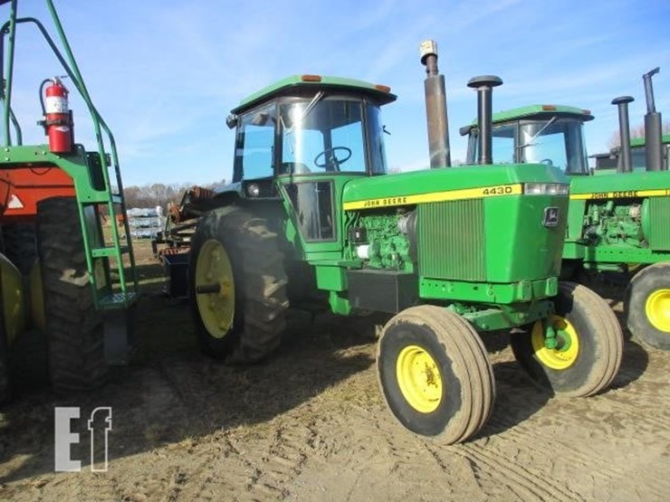 john-deere-4430-image-1