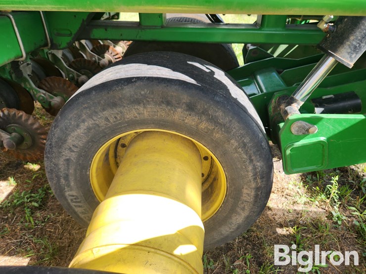 2013-john-deere-db60-image-19