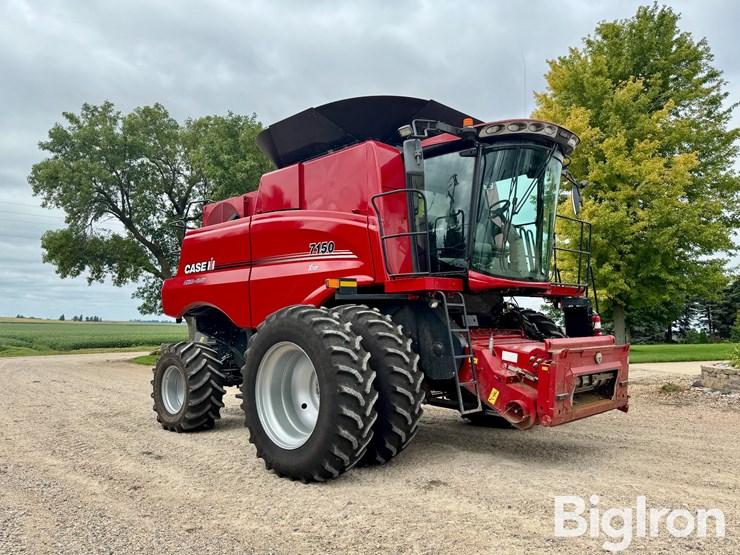2020-case-ih-7150-image-3