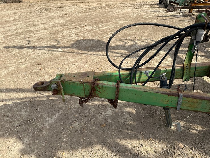 john-deere-38-image-36