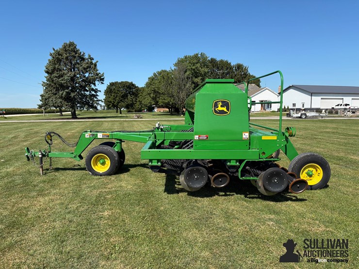 2015-john-deere-1590-image-8