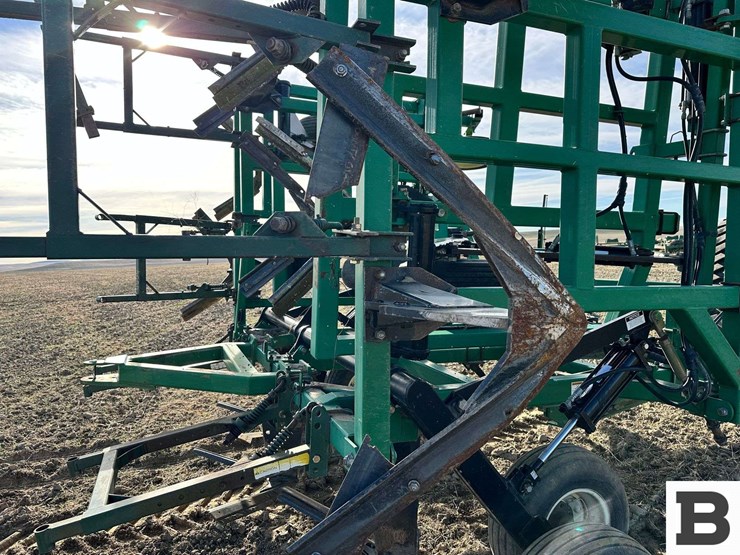 great-plains-9540-plains-plow-image-33