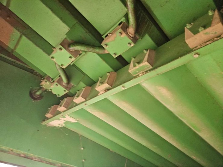 john-deere-8820-image-23