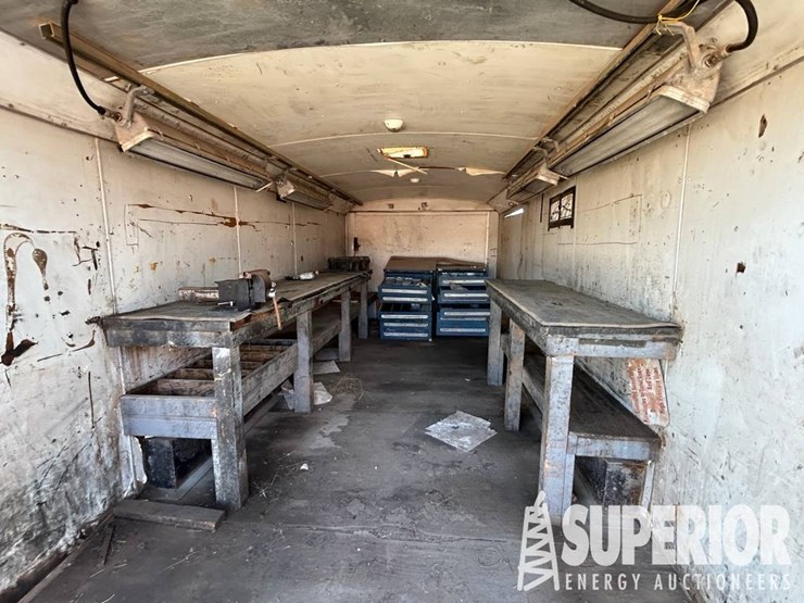 (x)-(8-32)-2011-haulmark-21'l-t/a-enclosed-goosen...-image-3