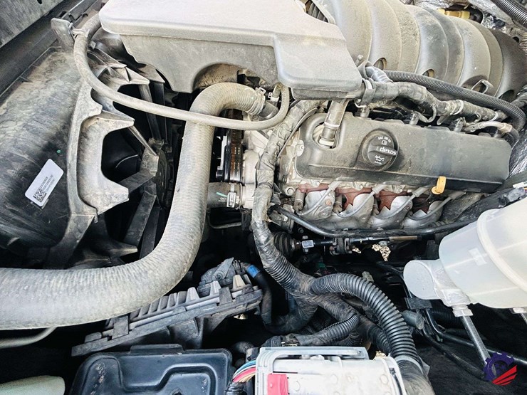 2018-gmc-yukon-denali-image-21