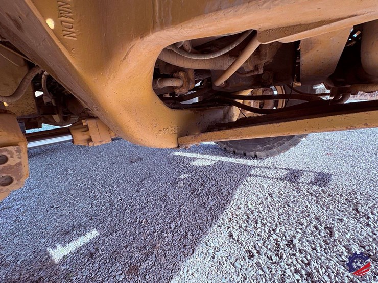 1990-caterpillar-769c-image-34