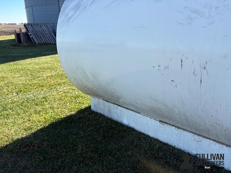 1,000-gal-fuel-tank-w/electric-pump-image-13