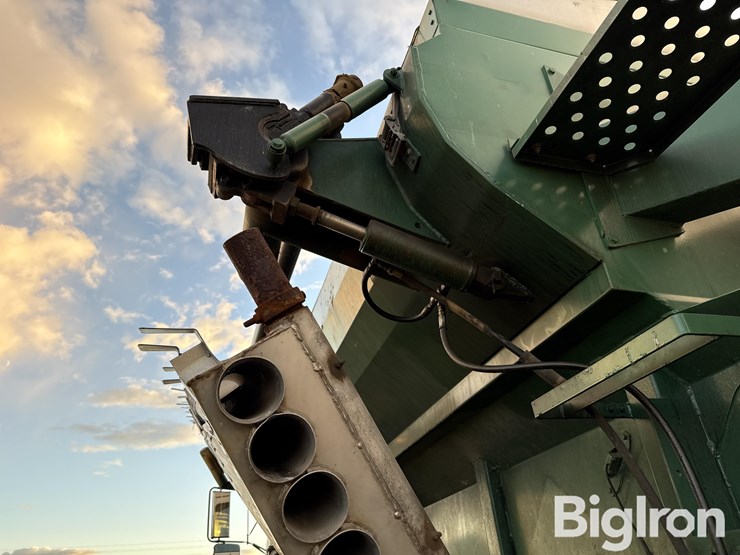 1999-international-2574-image-16