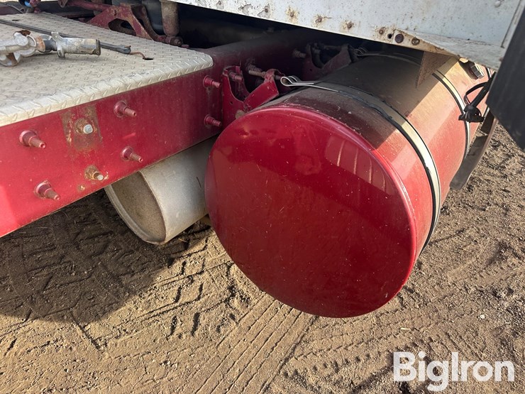 2005-international-9900i-image-10