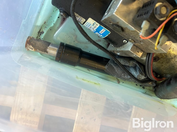 12-volt-hydraulic-pump-image-11