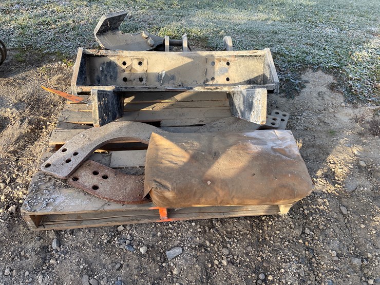 #1445-•-hla-plow-hitch-(arcadia,-wi)-image-12