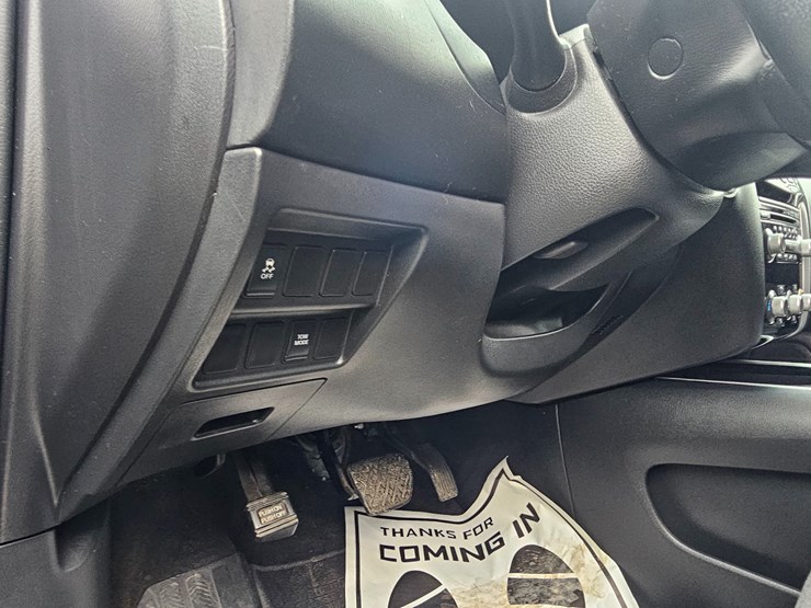 2013-nissan-pathfinder-image-43