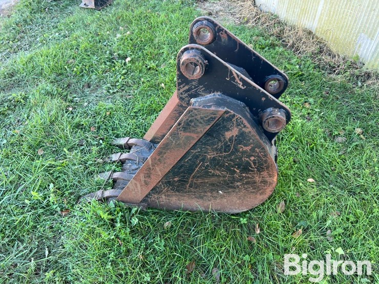 excavator-bucket-image-8