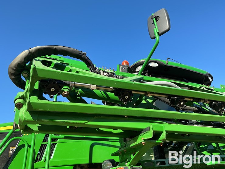 2017-john-deere-r4030-image-10