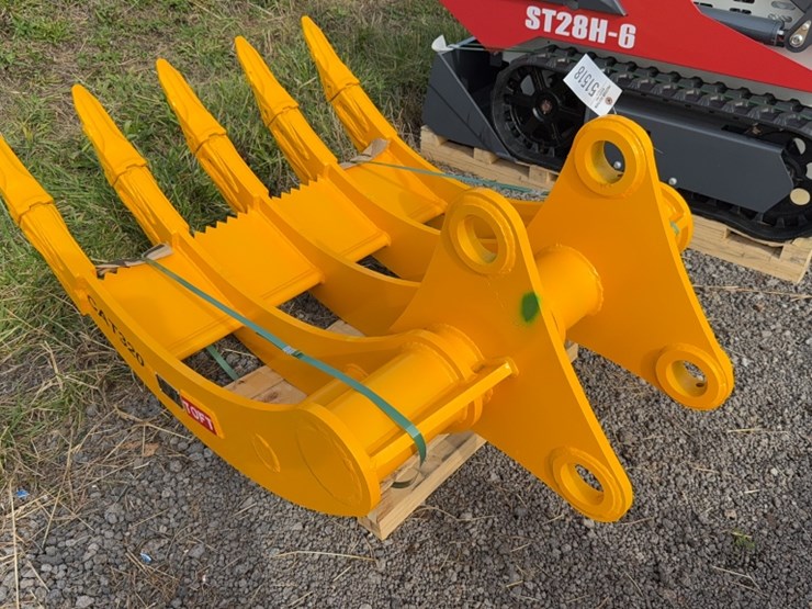 caterpillar-320-image-2