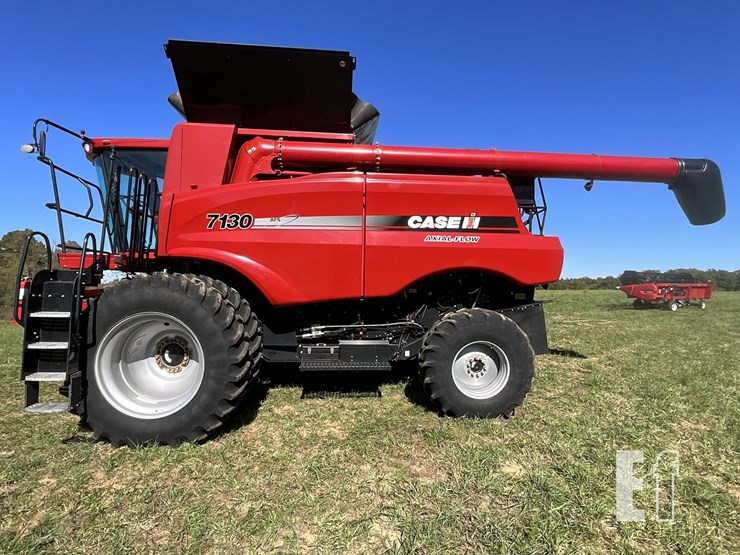 2012-case-ih-7130-image-6
