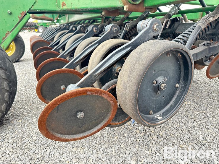 john-deere-1560-image-9