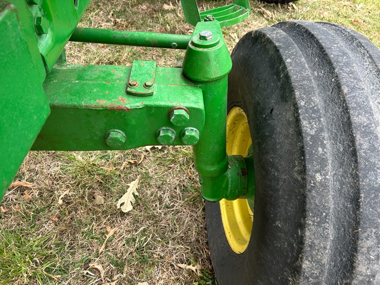 john-deere-4755-image-11