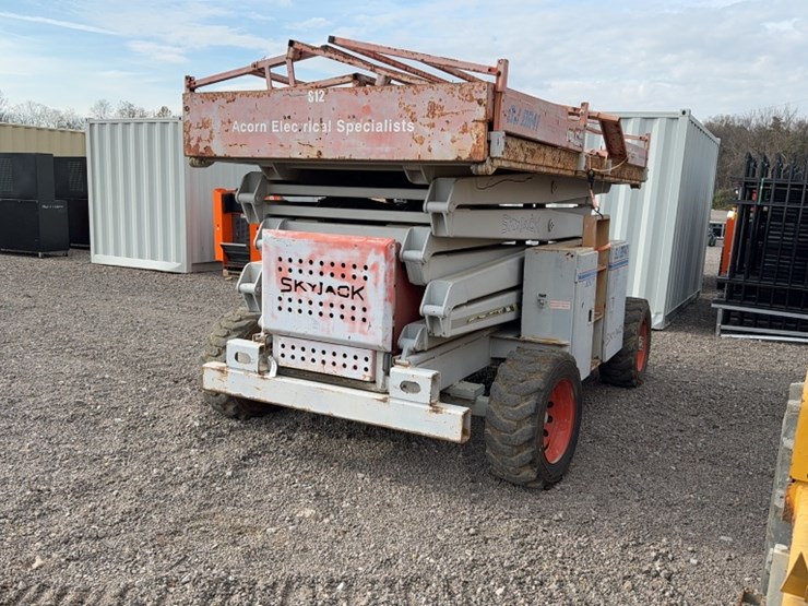 #2075-•-1999-skyjack-sj8841-scissor-lift-image-2