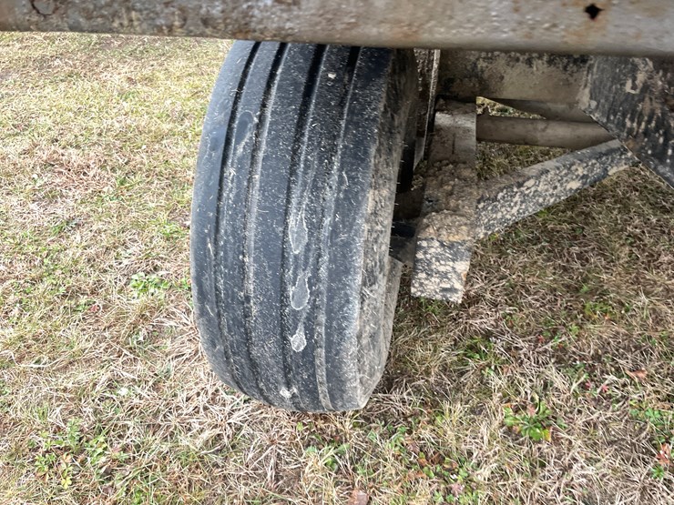 heil-trailer-image-16