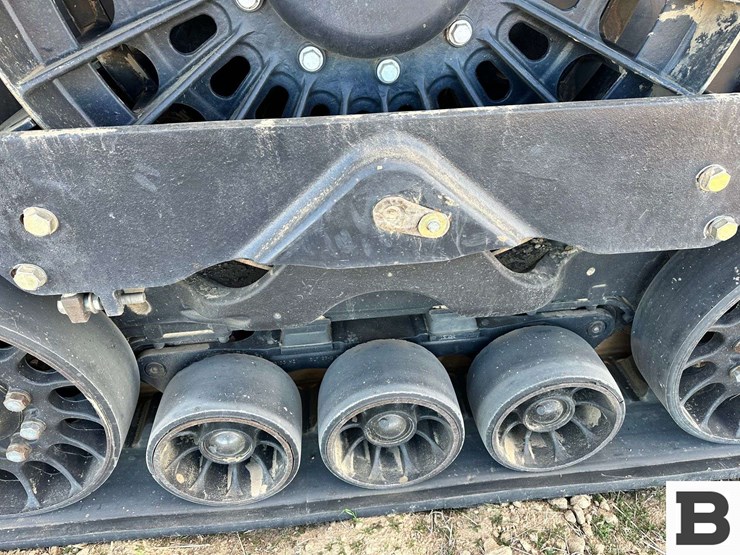 2014-case-ih-370-image-76