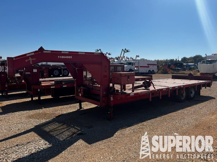 (x)-(8-18)-2011-tce-32'l-t/a-gooseneck-trailer,-v...-image-1