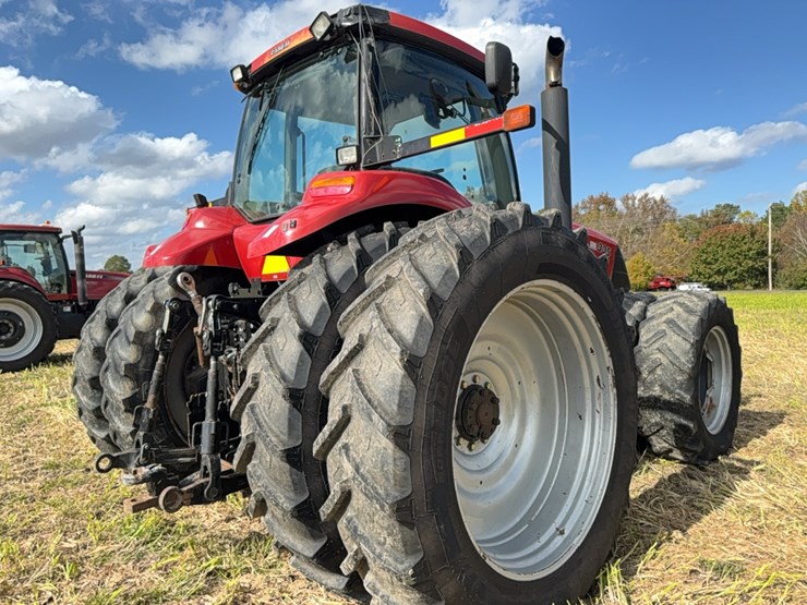 case-ih-magnum-335-image-5