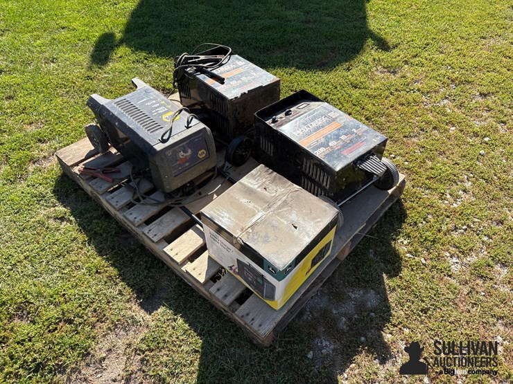 misc-pallet-of-battery-chargers-image-6