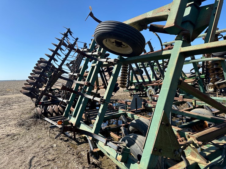 john-deere-724-image-46