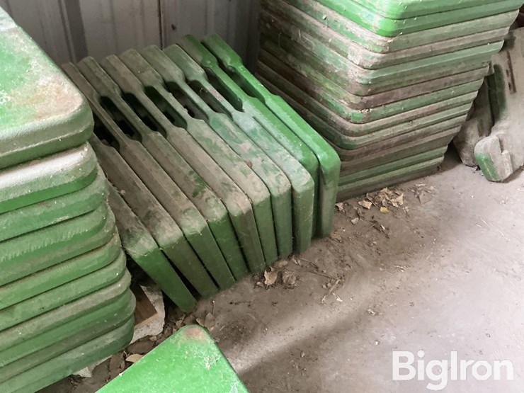 john-deere-10-image-4