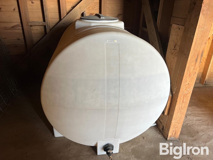 ace-roto-mold-535-gal-poly-tank-image-10