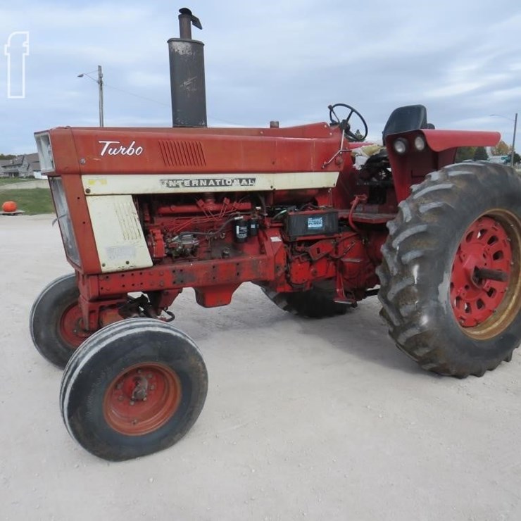 1974 INTERNATIONAL 1066