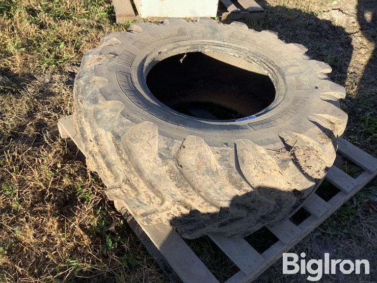 michelin-xmcl-400/70r20-radial-bar-tire-image-3