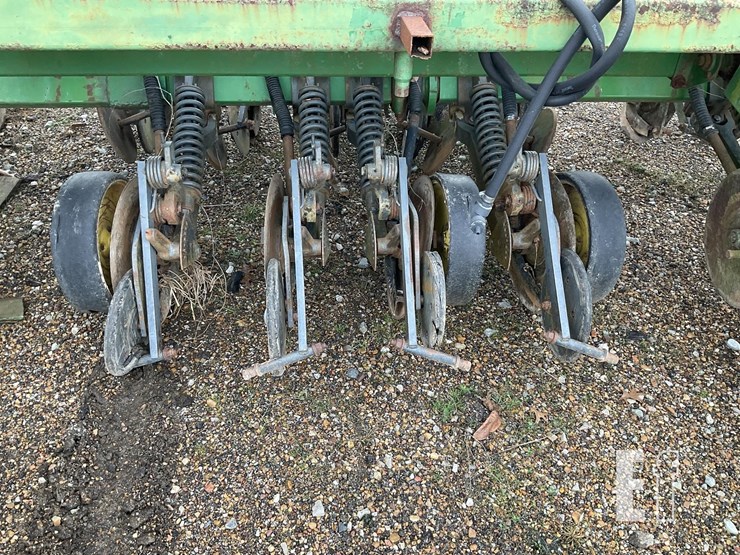 1990-john-deere-750-image-6