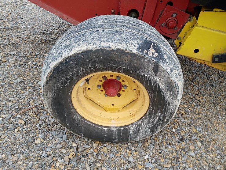 new-holland-678-image-31