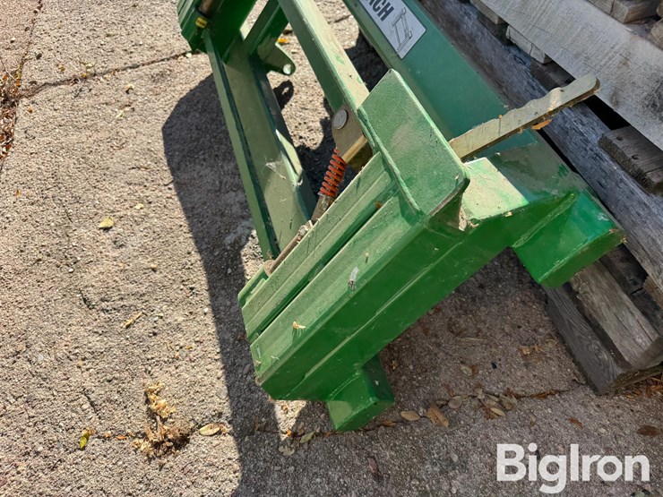 mds-5219g-euro-unitach-loader-to-skid-steer-adapter-plate-image-7