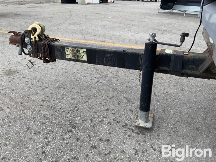 2013-atlas-copco-185-cfm-image-9