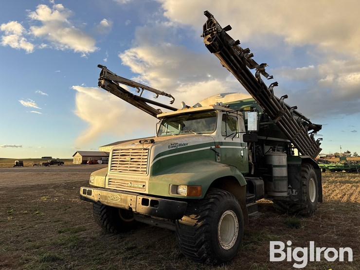 1999-international-2574-image-1