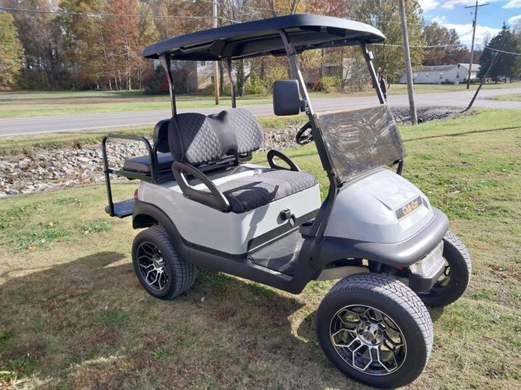 club-car-precedent-electric-golf-cart-image-3