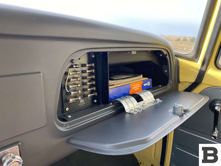 1965-international-loadstar-image-42