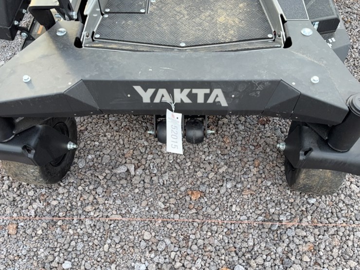 #3075-•-yakta-yxr-710-zero-turn-lawn-mower-image-4