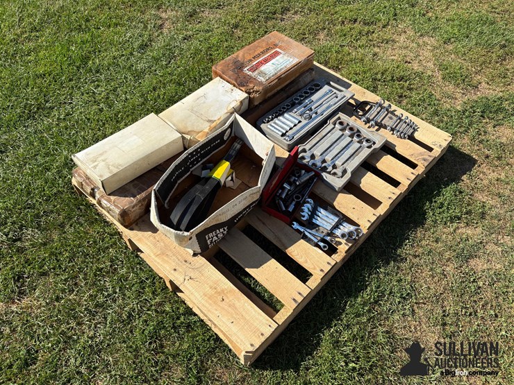 misc-pallet-of-tools-&-parts-image-4