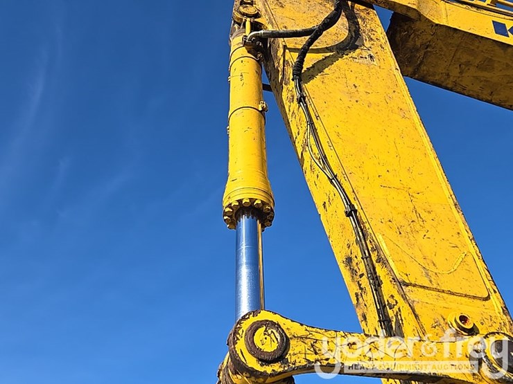 2022-komatsu-pc490-lc-11-image-39