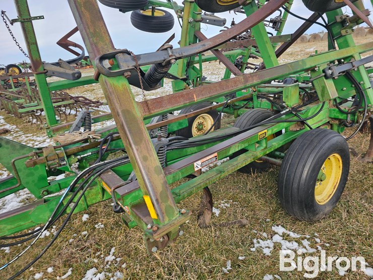 john-deere-550-image-18