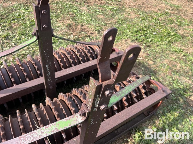 brillion-cultipacker-10'-main-frame-&-5'-wings-image-9