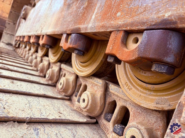 2019-caterpillar-d6t-xw-image-26