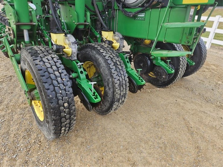 john-deere-1770nt-image-30