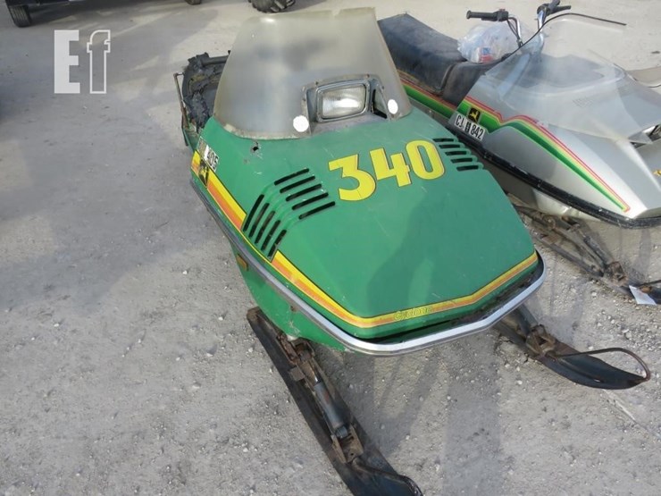 john-deere-340-image-1